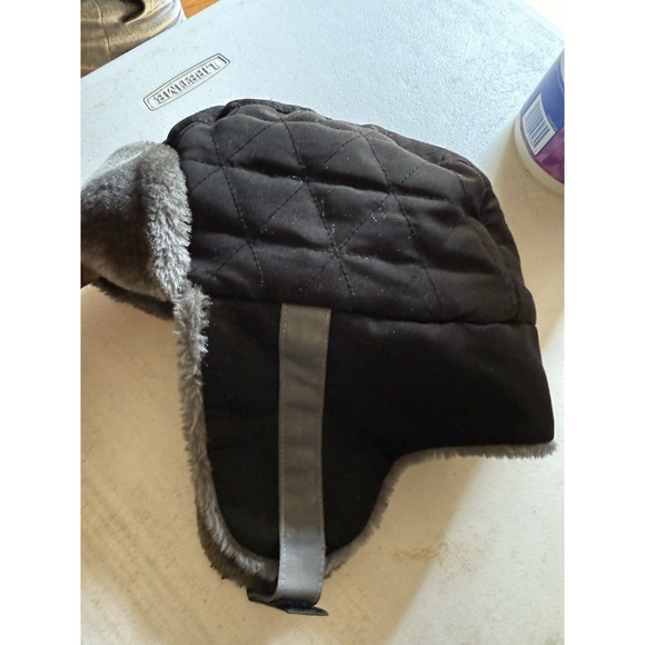 Insulated Quilted Winter Hat with Faux Fur Trim OSFM - Picture 1 of 5